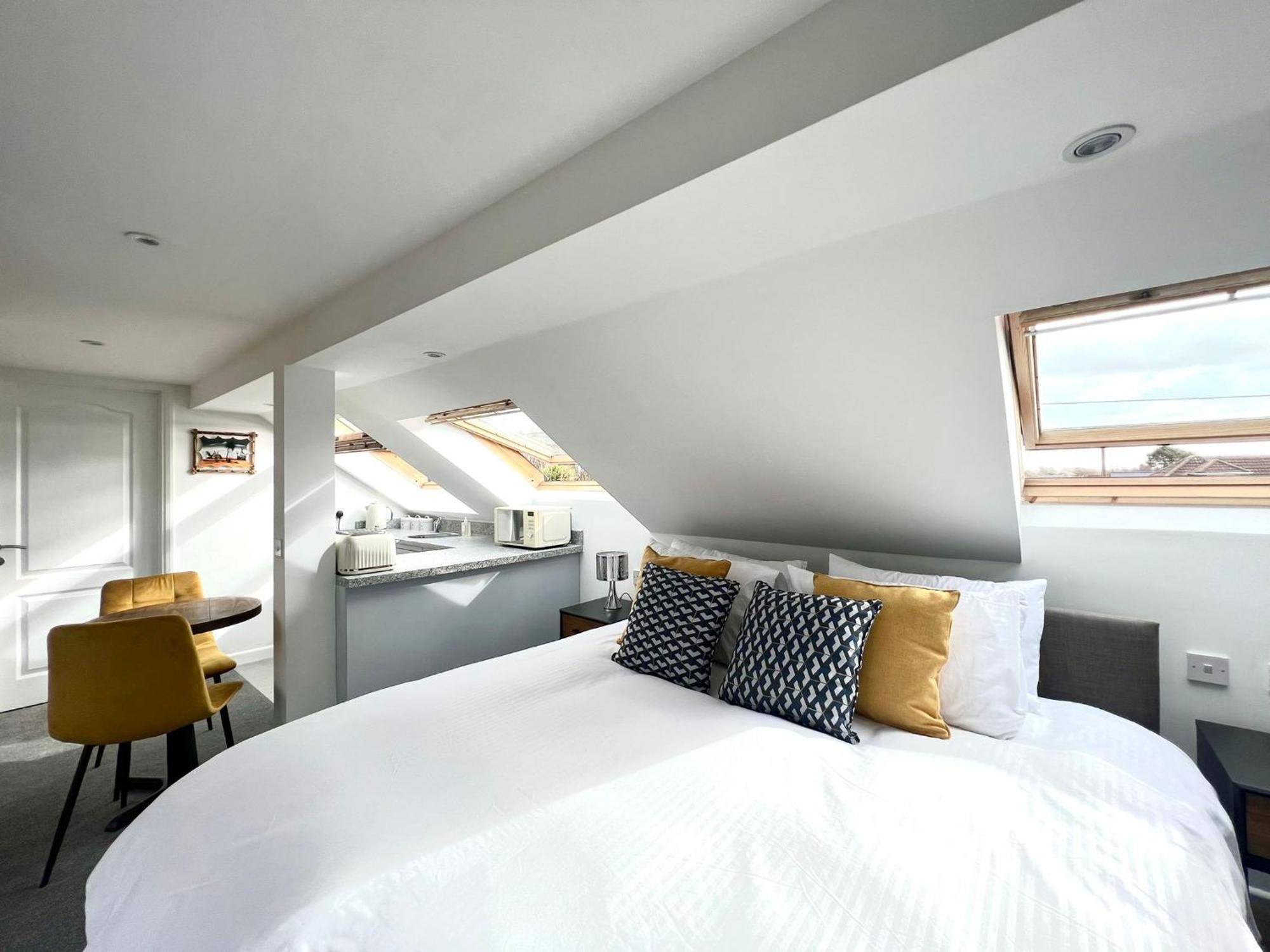 Seascape - Stylish Modern Apartment بارتون أون سي المظهر الخارجي الصورة